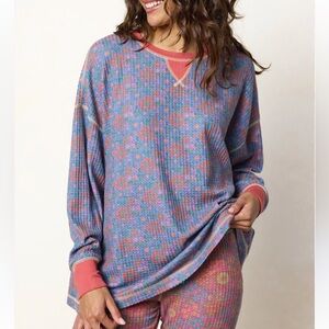 Natural Life Waffle Pajama Top in Purple Floral Bouquets Size Large